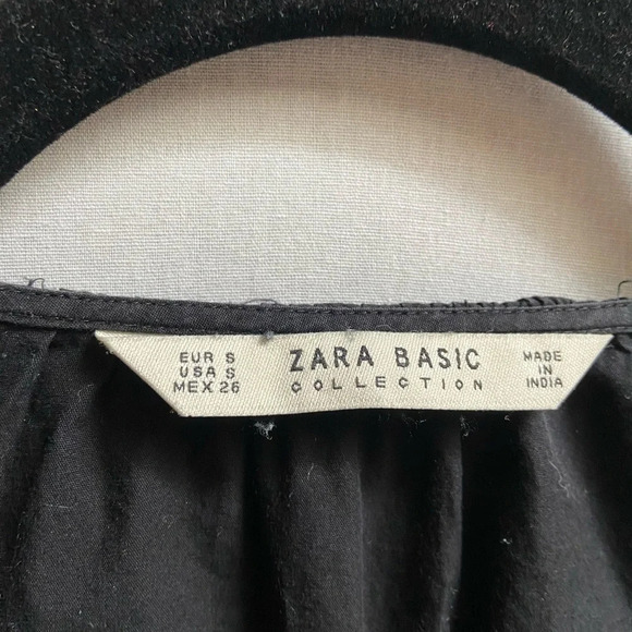 ZARA  BLACK EMBROIDERED SEQUIN PARROTS POPLIN JUMPSUIT ROMPER SZ S - Picture 11 of 14